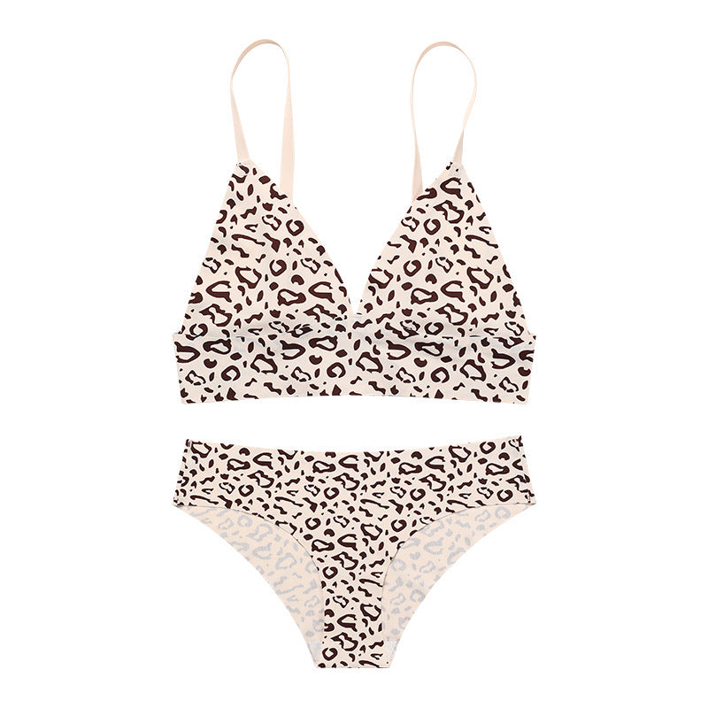 Seamless Ice Silk Wireless Adjustable Shoulder Strap Beauty Back Lingerie Set